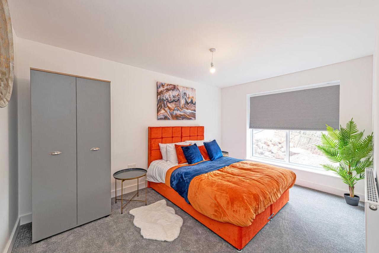 Gospel Heights Luxury Apartments With Parking Heswall Dış mekan fotoğraf