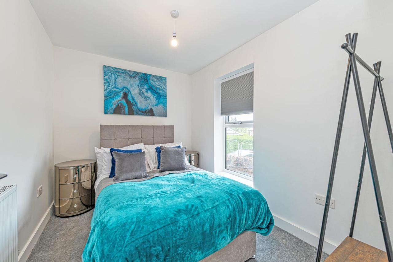 Gospel Heights Luxury Apartments With Parking Heswall Dış mekan fotoğraf