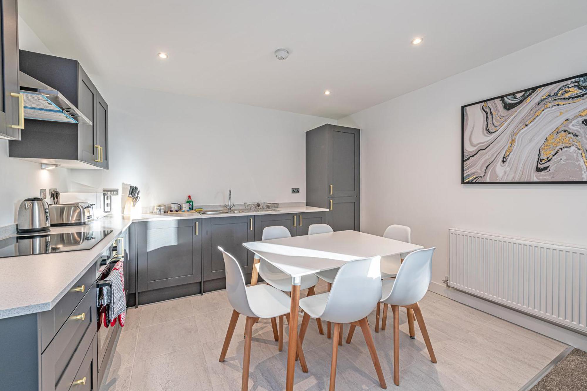 Gospel Heights Luxury Apartments With Parking Heswall Dış mekan fotoğraf