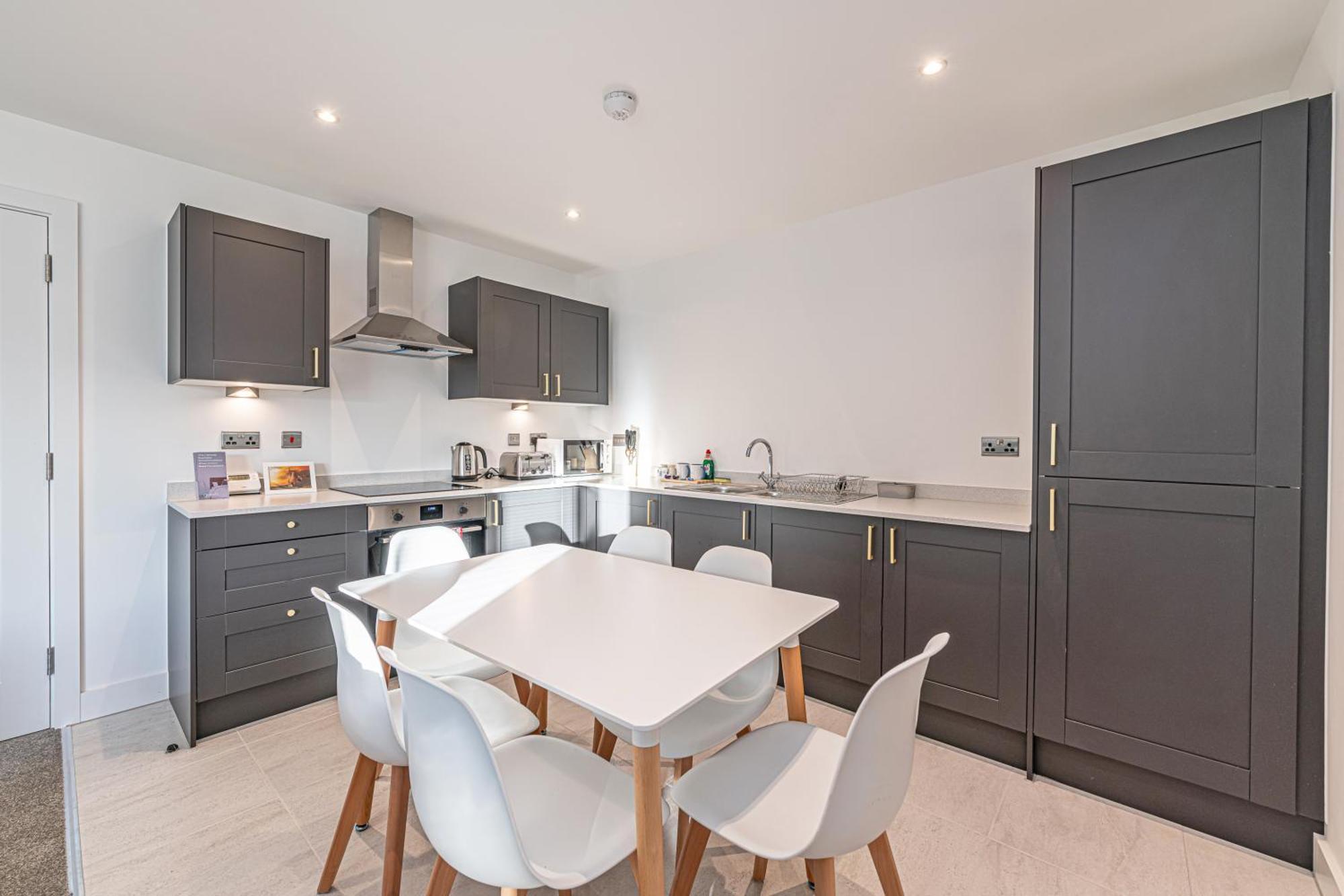 Gospel Heights Luxury Apartments With Parking Heswall Dış mekan fotoğraf