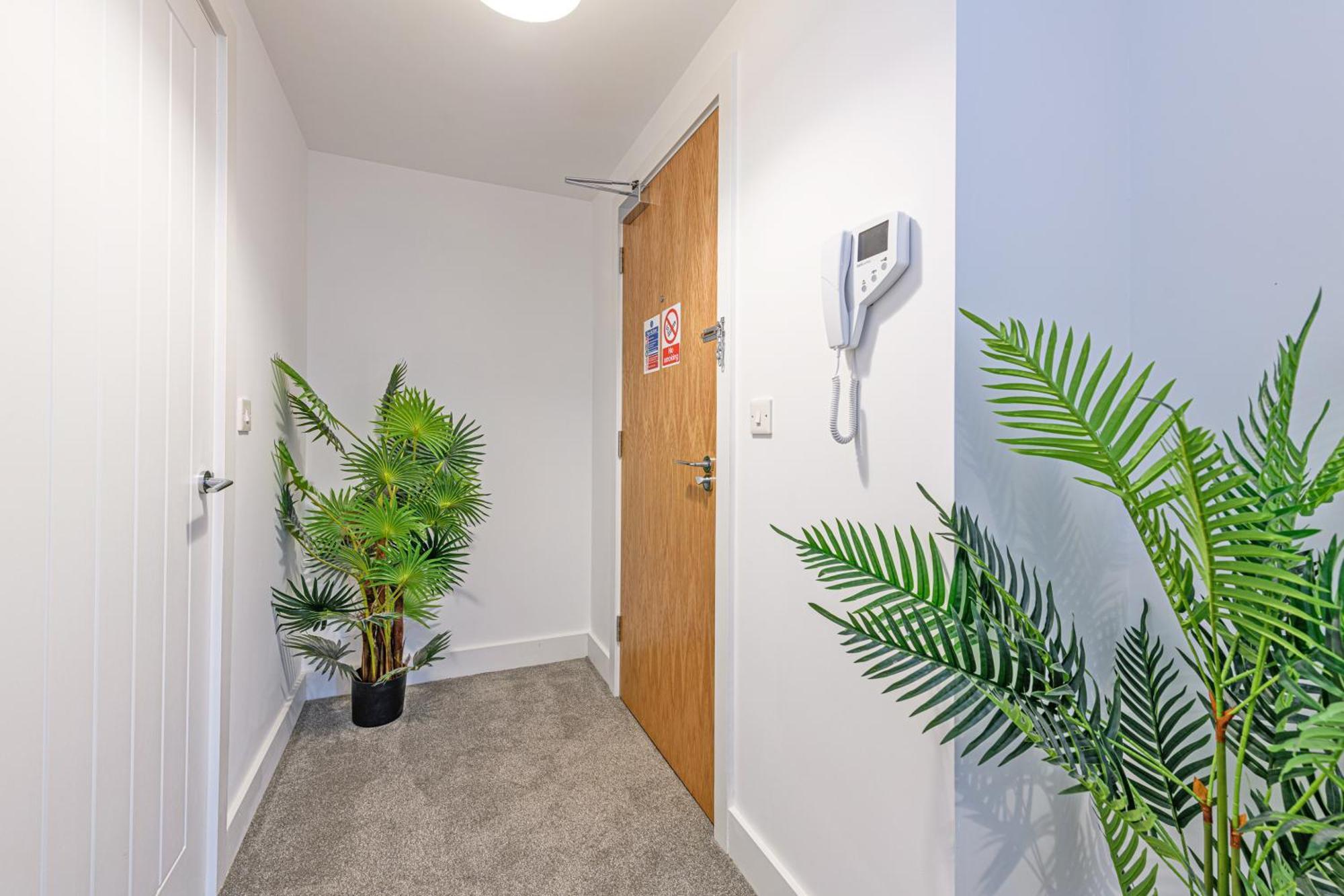 Gospel Heights Luxury Apartments With Parking Heswall Dış mekan fotoğraf